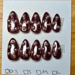 Elegant Chrome Brown Burgundy Press-On Nails with Pearl Accents